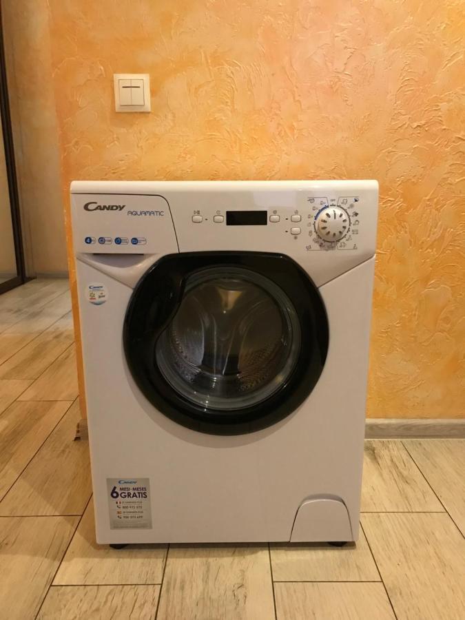 Apartment On Prospekt Mira Чернихив Екстериор снимка