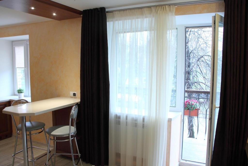 Apartment On Prospekt Mira Чернихив Екстериор снимка
